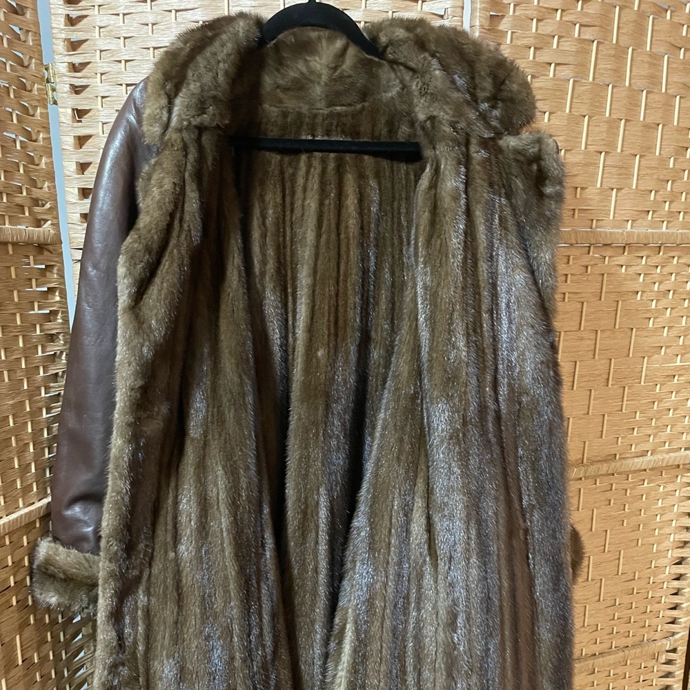 Vintage Lambskin mink fur trench Sold as is. - Picture 4 of 11